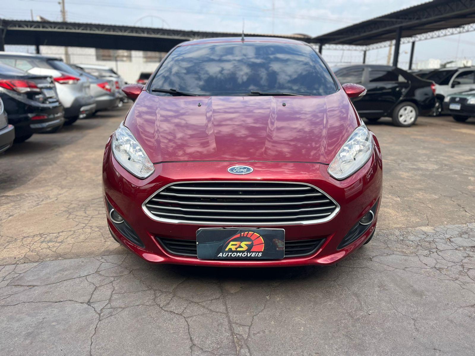 FORD Fiesta Hatch - Foto