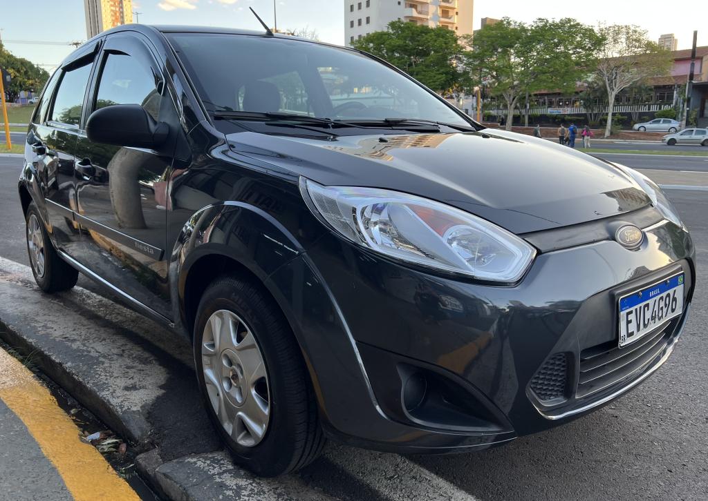 FORD Fiesta Hatch - Foto