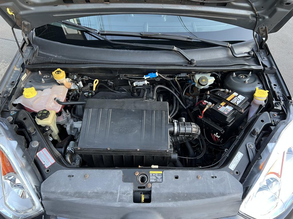 FORD Fiesta Hatch - Foto