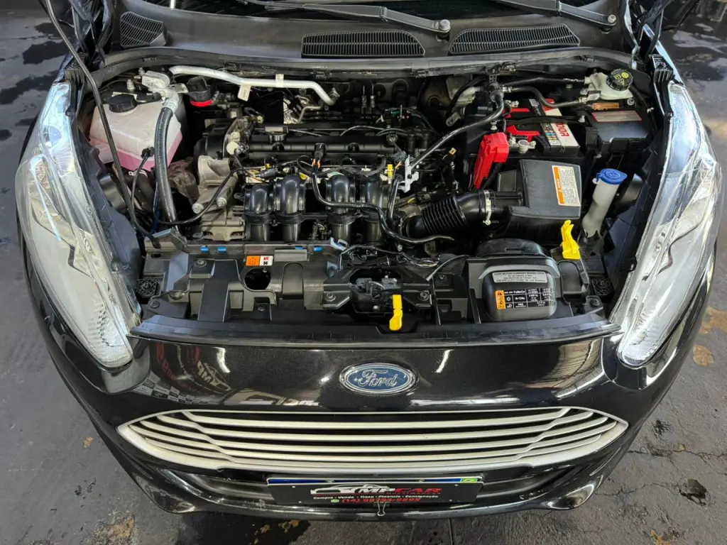 FORD Fiesta Hatch - Foto