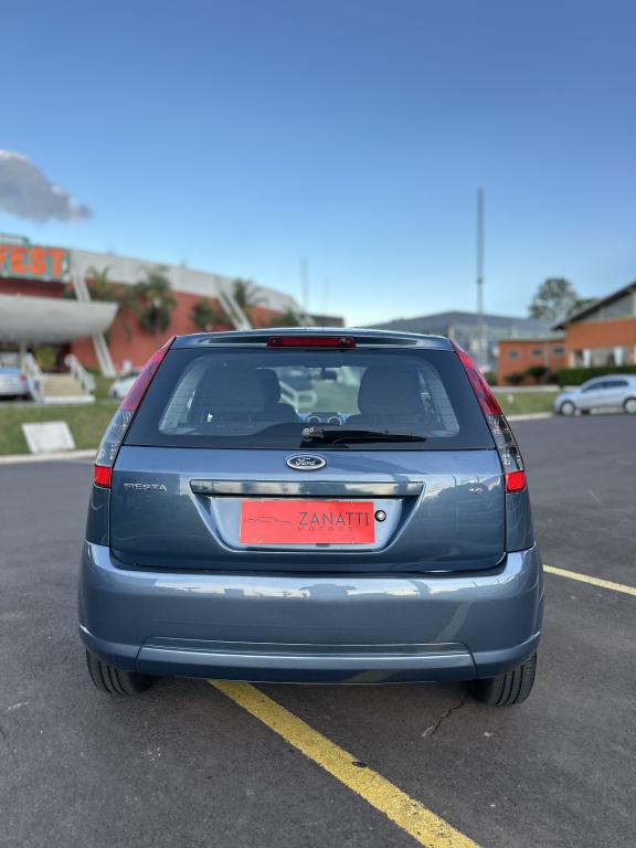 FORD Fiesta Hatch - Foto