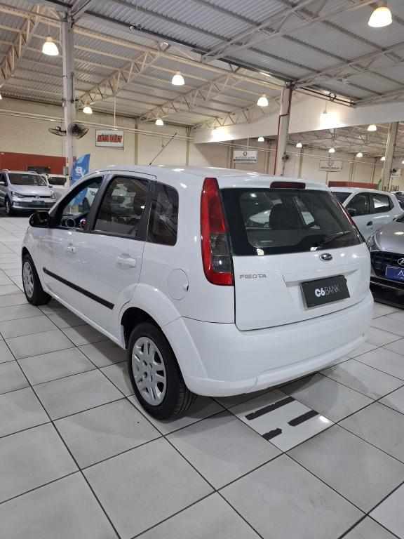 FORD Fiesta Hatch - Foto