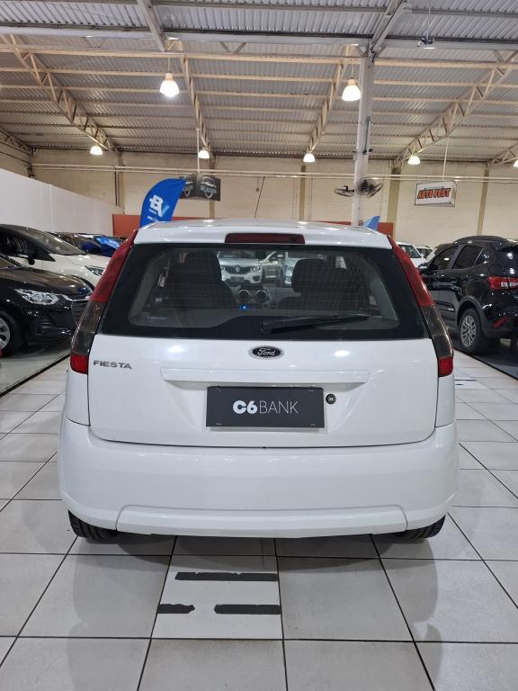 FORD Fiesta Hatch - Foto