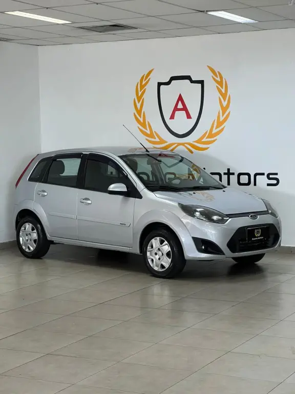 FORD Fiesta Hatch - Foto