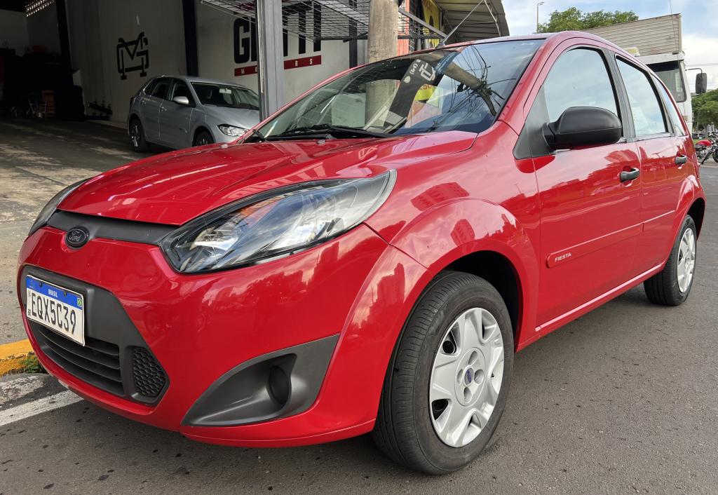 FORD Fiesta Hatch - Foto