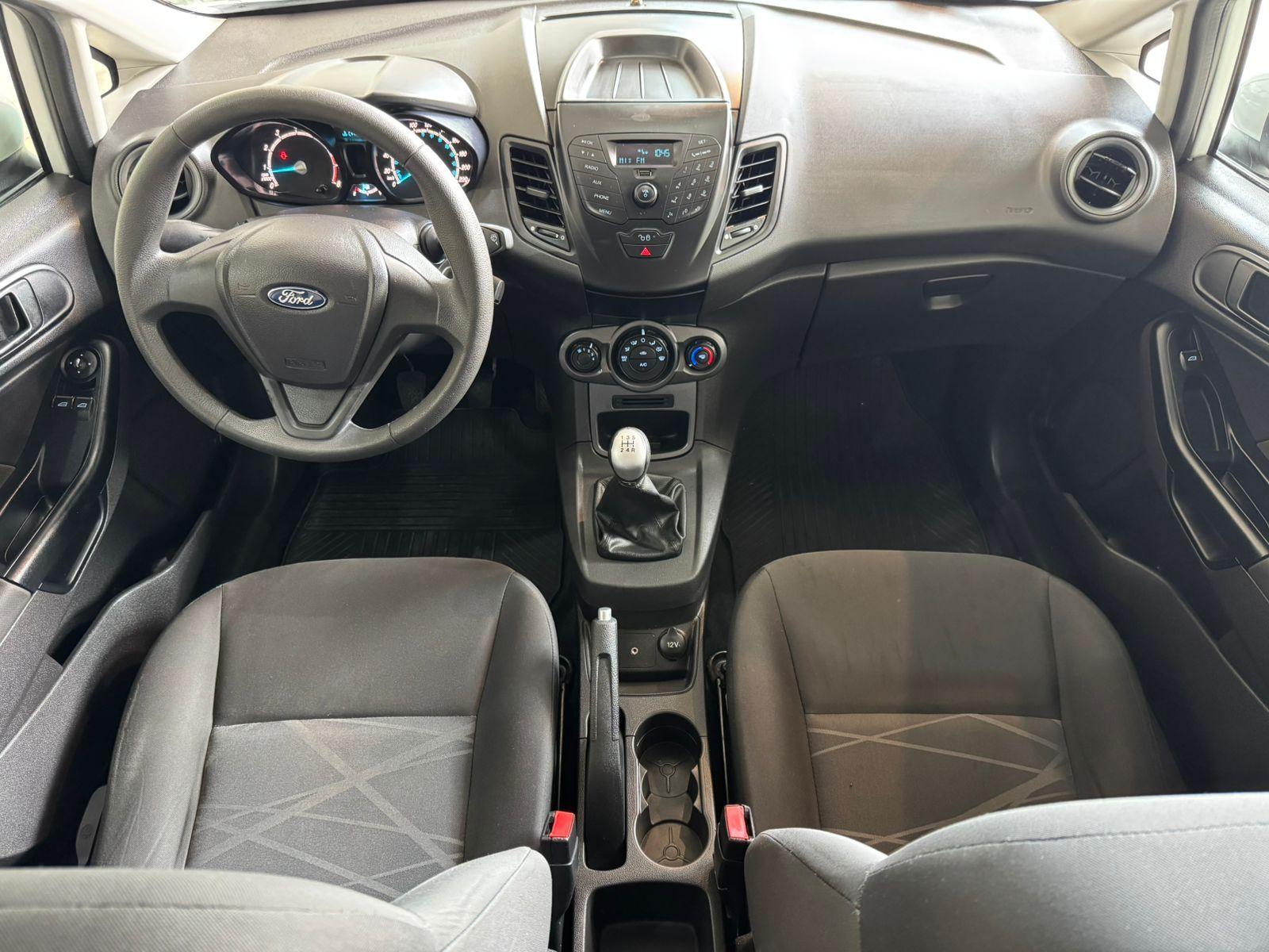 FORD Fiesta Hatch - Foto