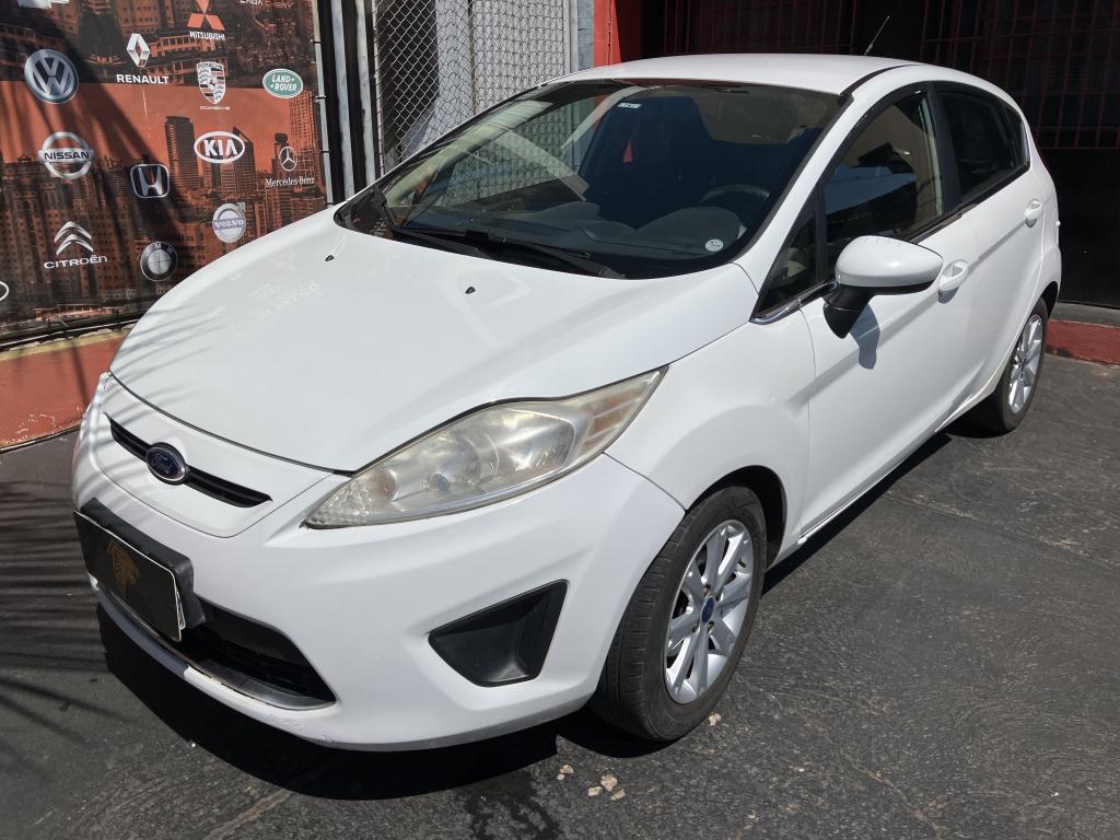 FORD Fiesta Hatch - Foto