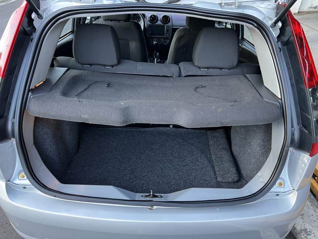 FORD Fiesta Hatch - Foto