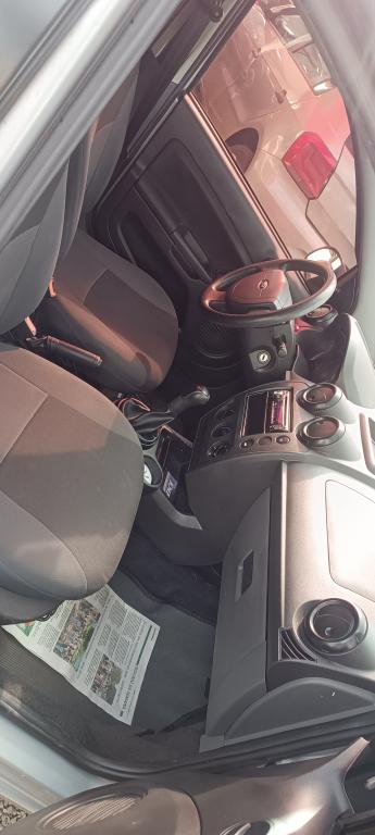 FORD Fiesta Hatch - Foto