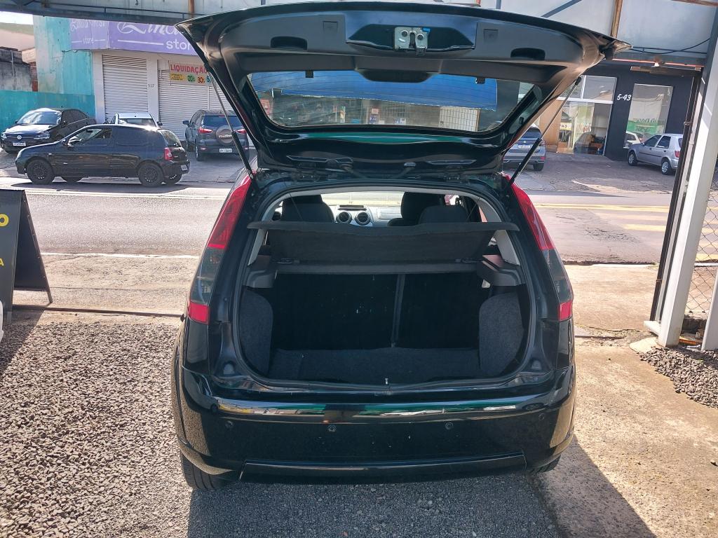 FORD Fiesta Hatch - Foto