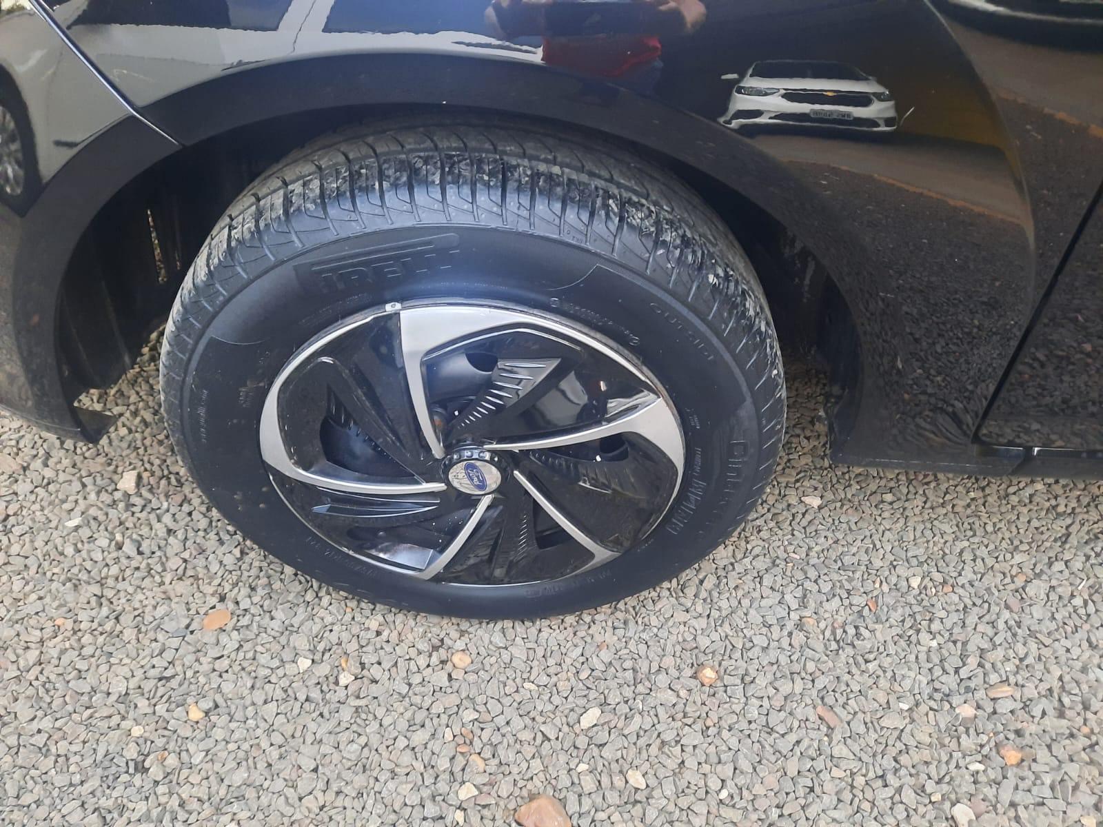 FORD Fiesta Hatch - Foto