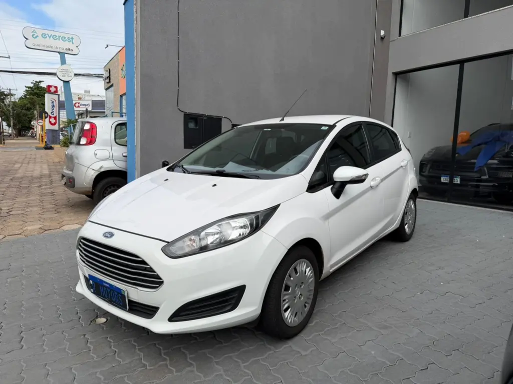 FORD Fiesta Hatch - Foto