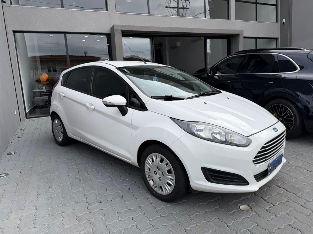 FORD Fiesta Hatch - Foto