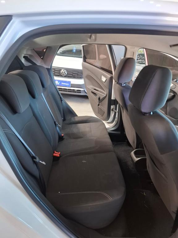 FORD Fiesta Hatch - Foto