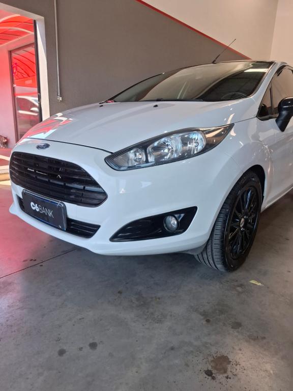 FORD Fiesta Hatch - Foto