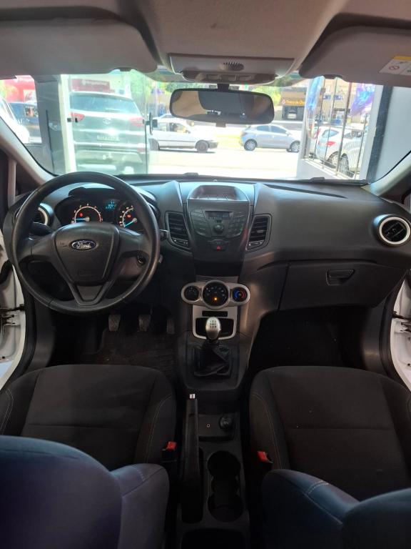 FORD Fiesta Hatch - Foto