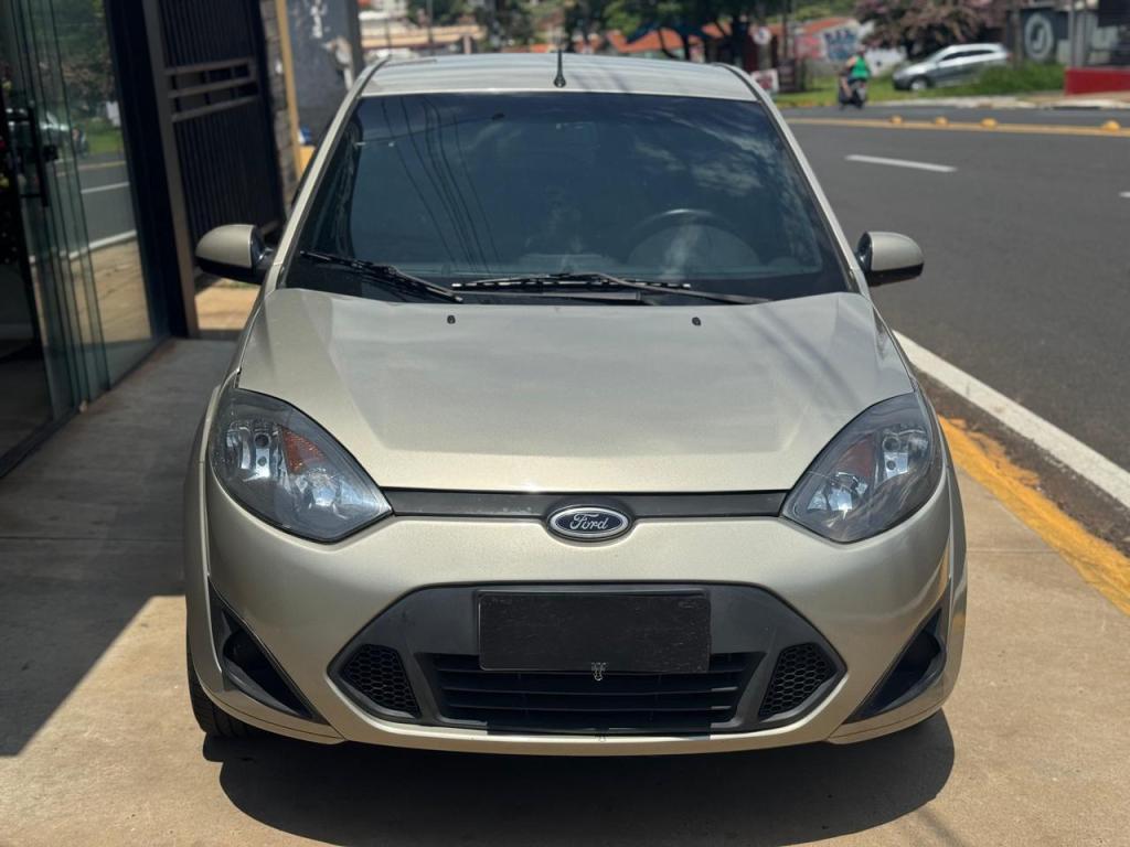 FORD Fiesta Hatch - Foto