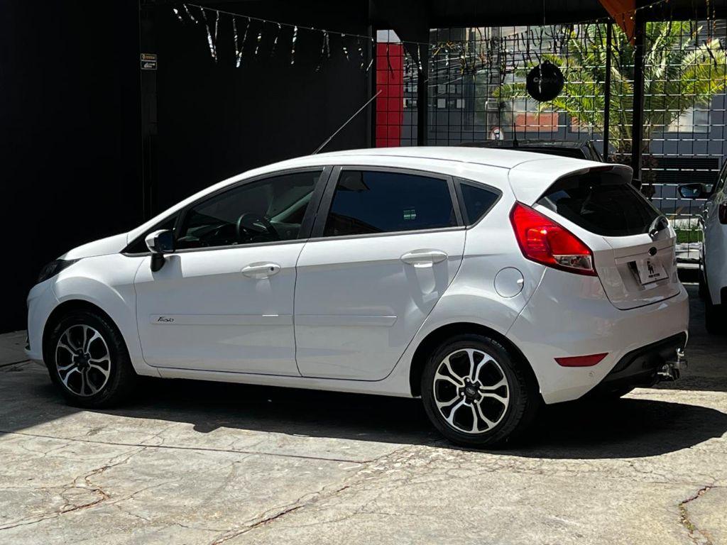 FORD Fiesta Hatch - Foto