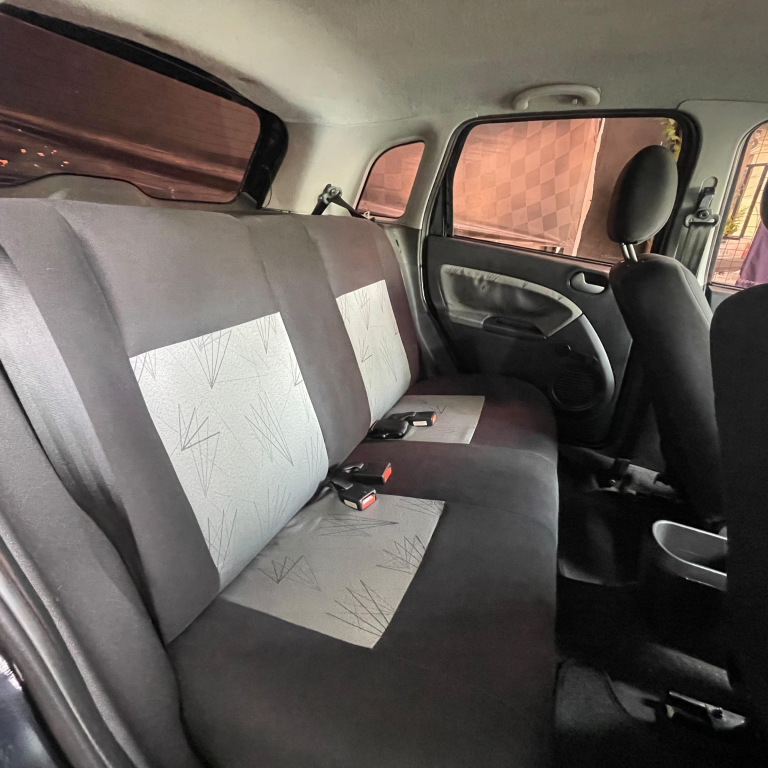 FORD Fiesta Hatch - Foto