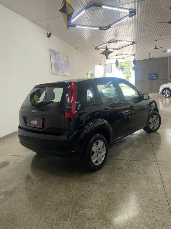 FORD Fiesta Hatch - Foto