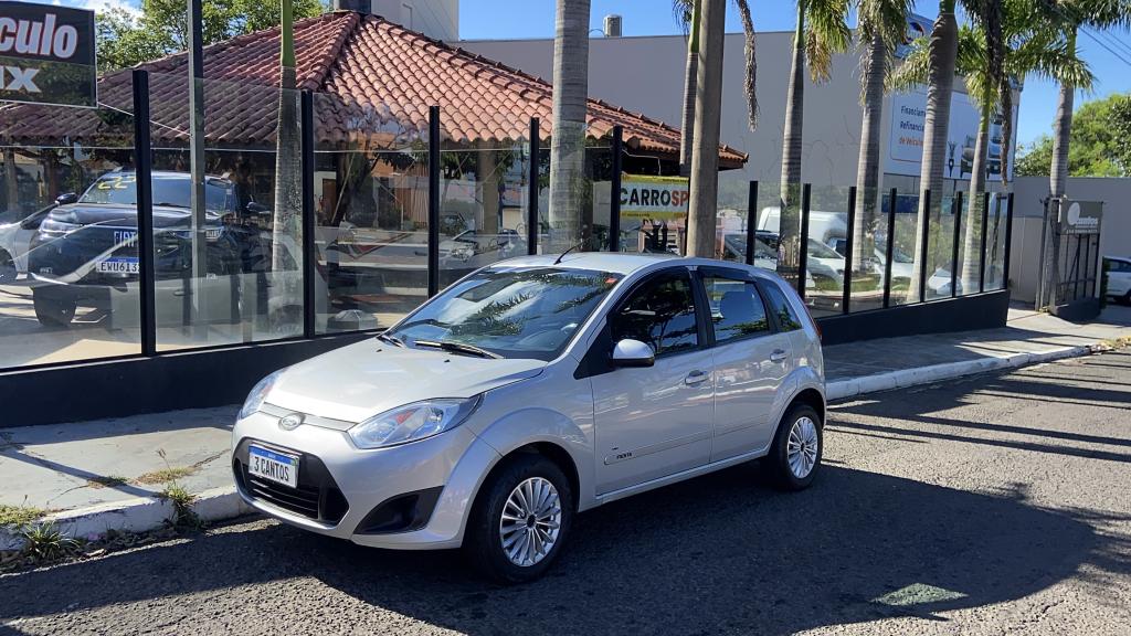 FORD Fiesta Hatch - Foto