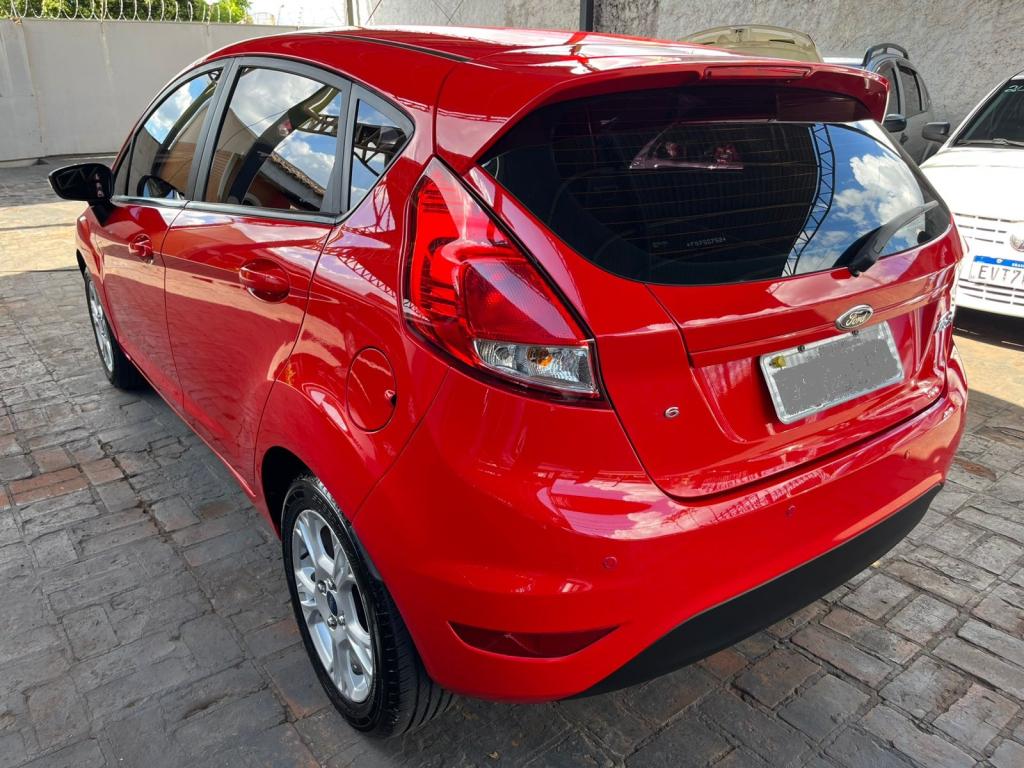 FORD Fiesta Hatch - Foto