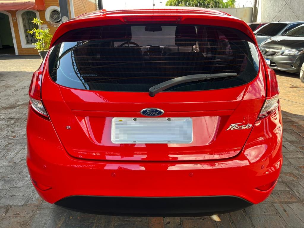 FORD Fiesta Hatch - Foto