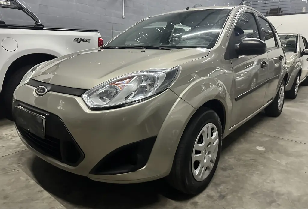 FORD Fiesta Hatch - Foto