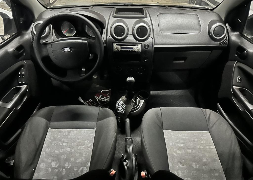 FORD Fiesta Hatch - Foto