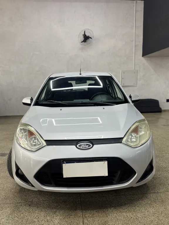 FORD Fiesta Hatch - Foto