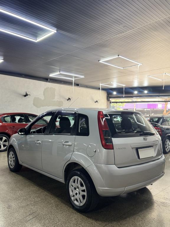 FORD Fiesta Hatch - Foto