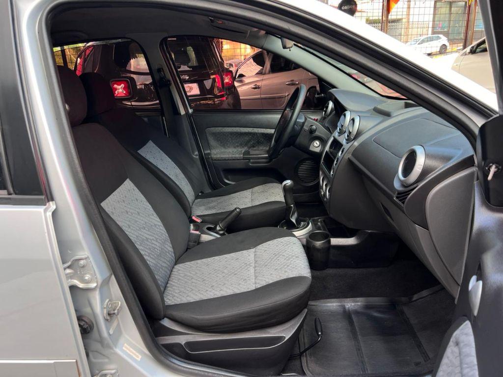 FORD Fiesta Hatch - Foto