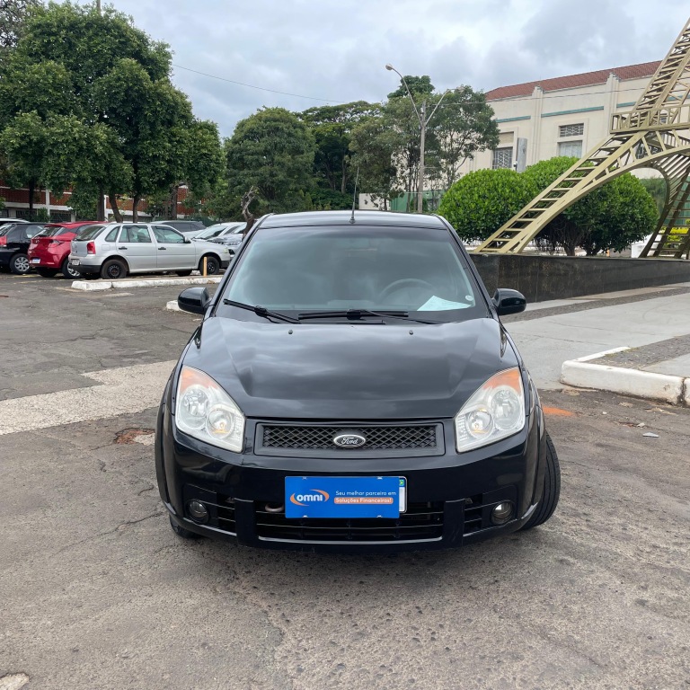 FORD Fiesta Hatch - Foto