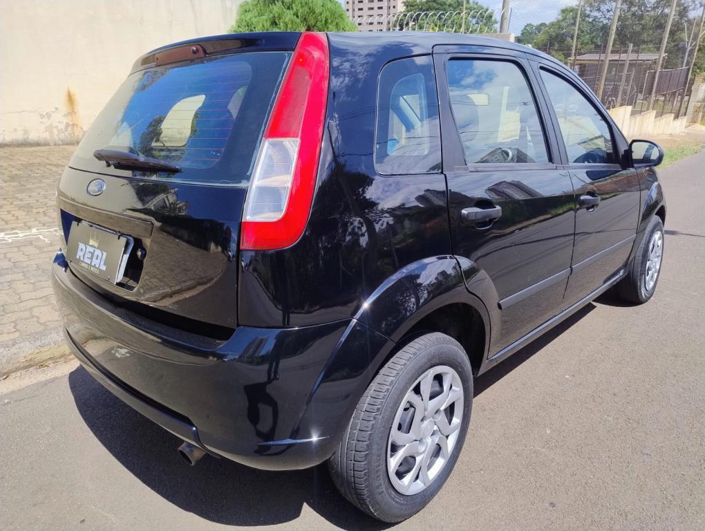 FORD Fiesta Hatch - Foto