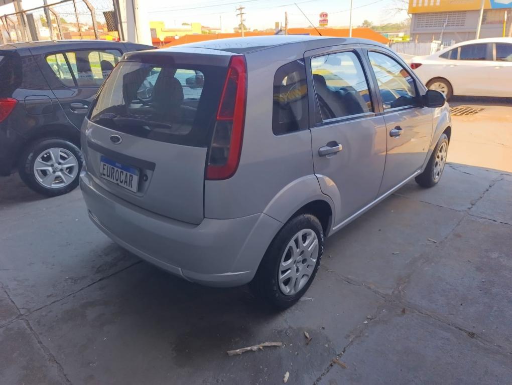 FORD Fiesta Hatch - Foto
