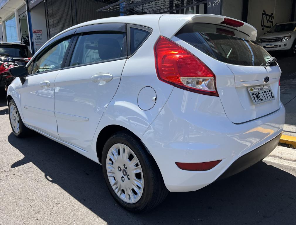 FORD Fiesta Hatch - Foto