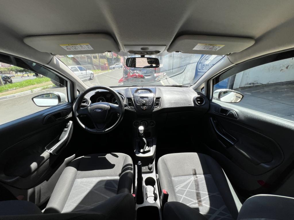 FORD Fiesta Hatch - Foto