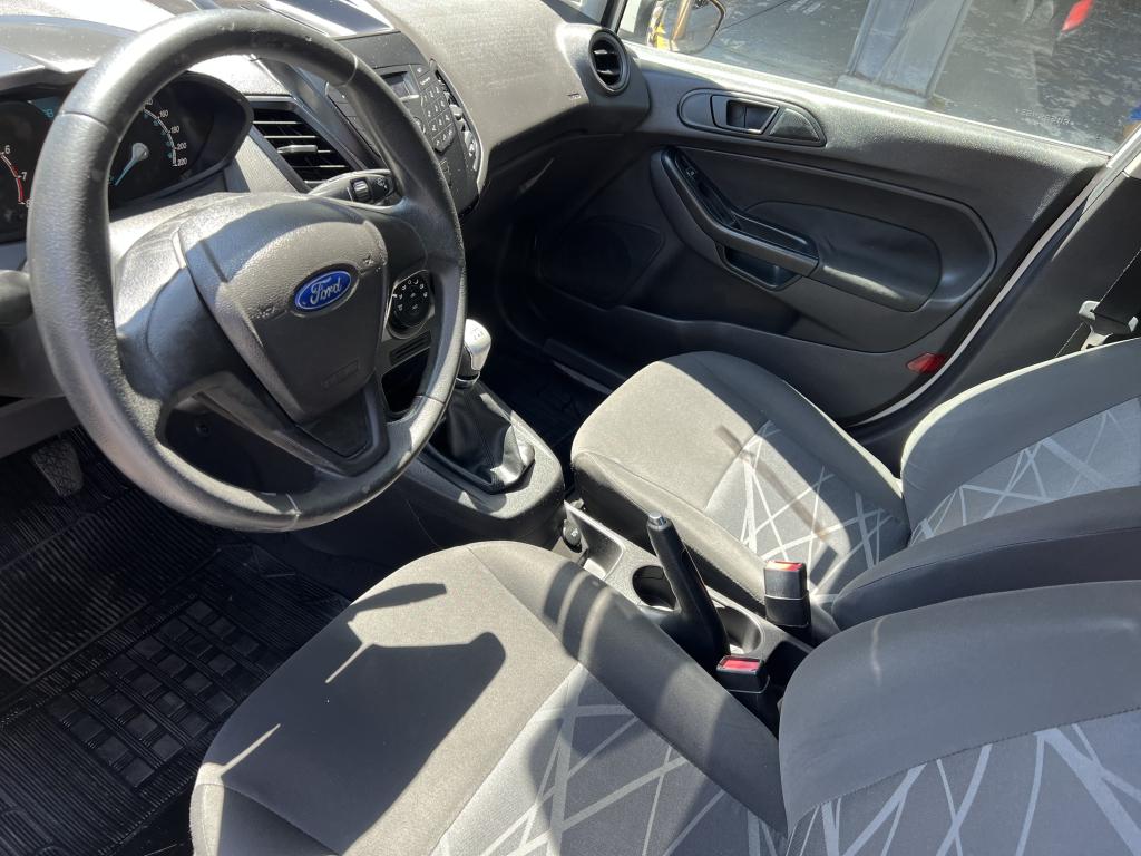 FORD Fiesta Hatch - Foto