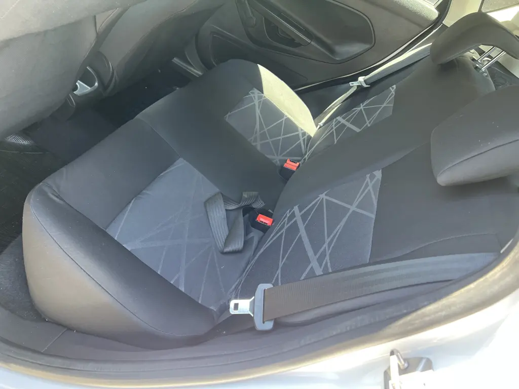 FORD Fiesta Hatch - Foto