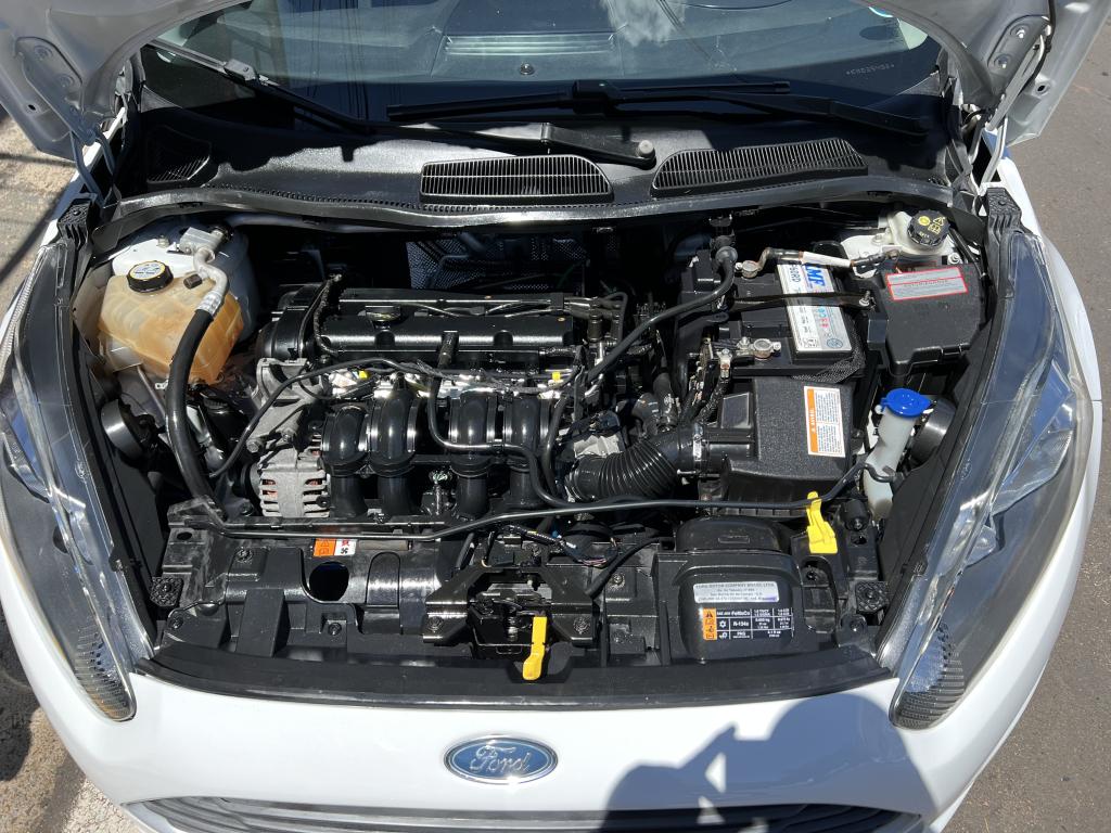 FORD Fiesta Hatch - Foto