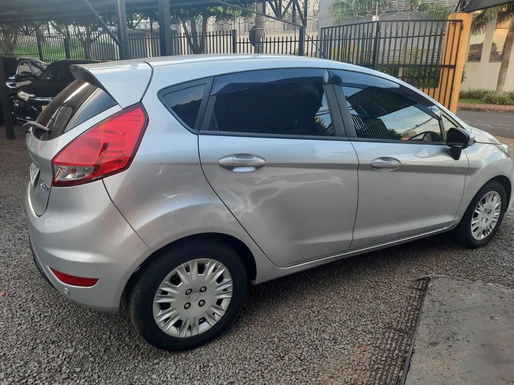 FORD Fiesta Hatch - Foto