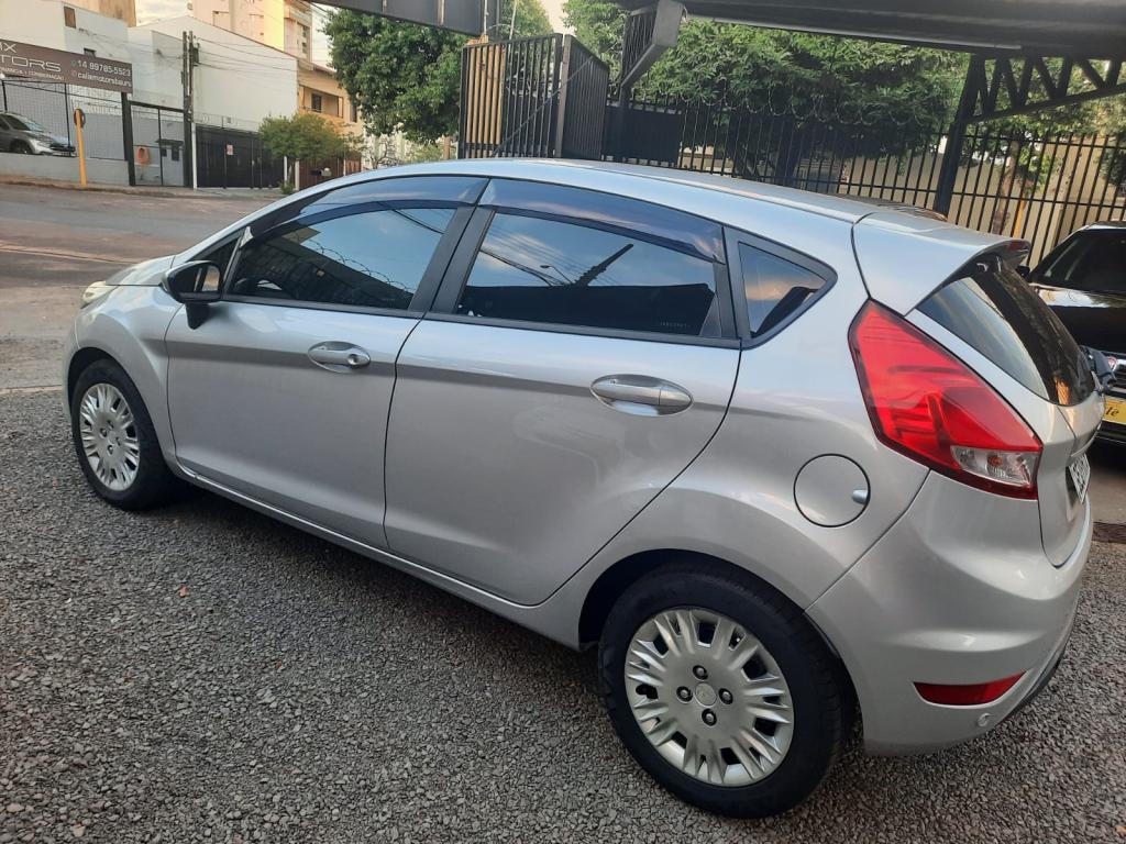 FORD Fiesta Hatch - Foto