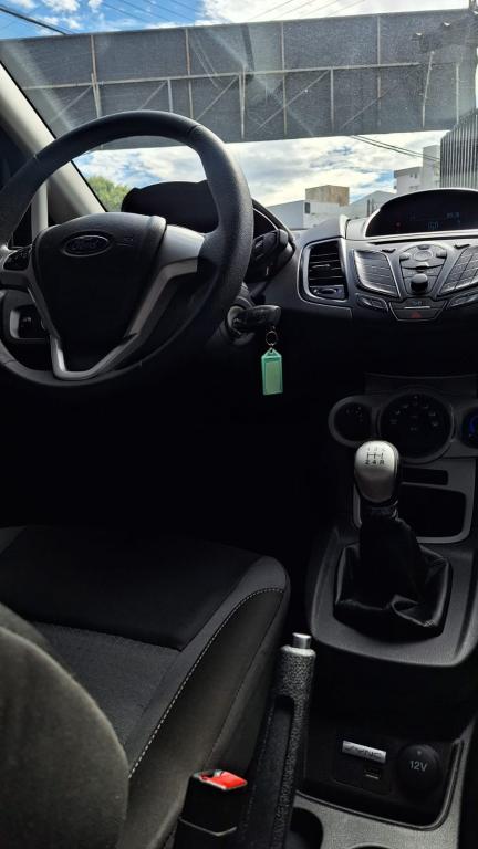 FORD Fiesta Hatch - Foto