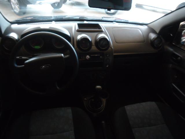 FORD Fiesta Hatch - Foto