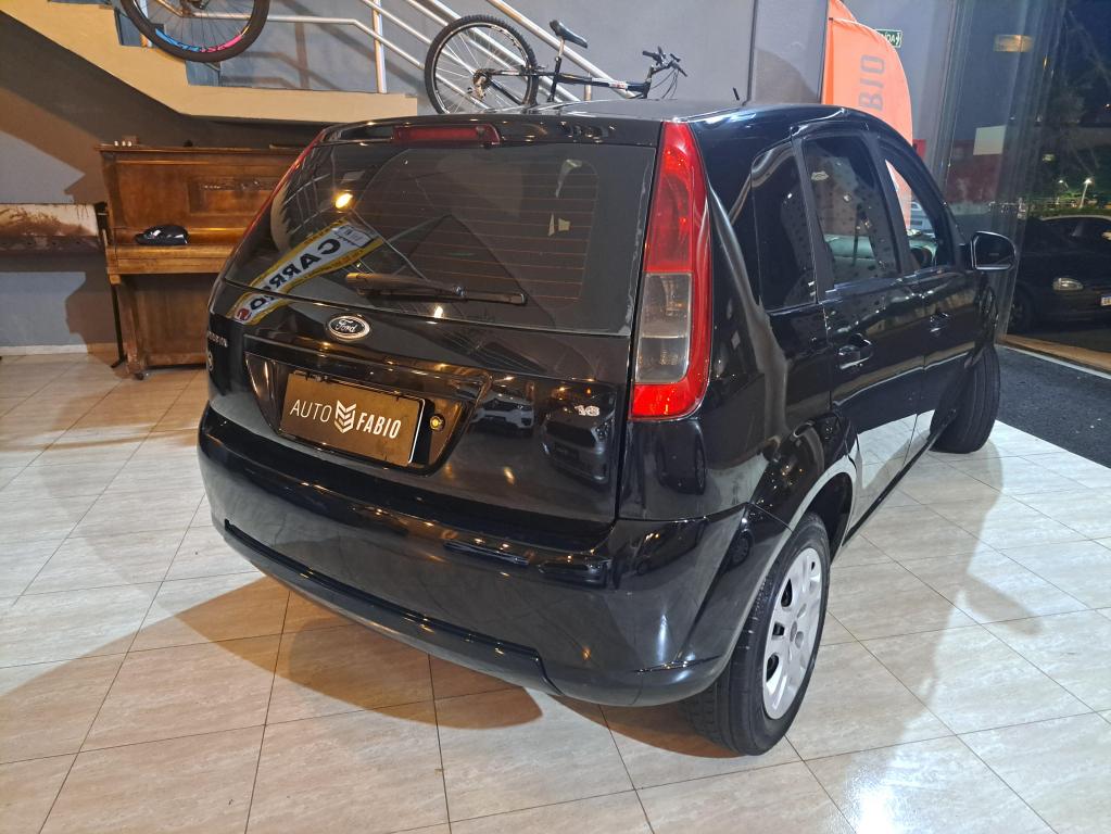 FORD Fiesta Hatch - Foto