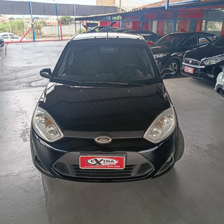 FORD Fiesta Hatch - Foto