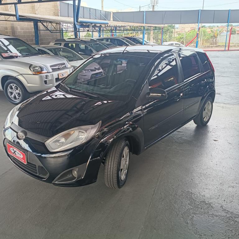 FORD Fiesta Hatch - Foto