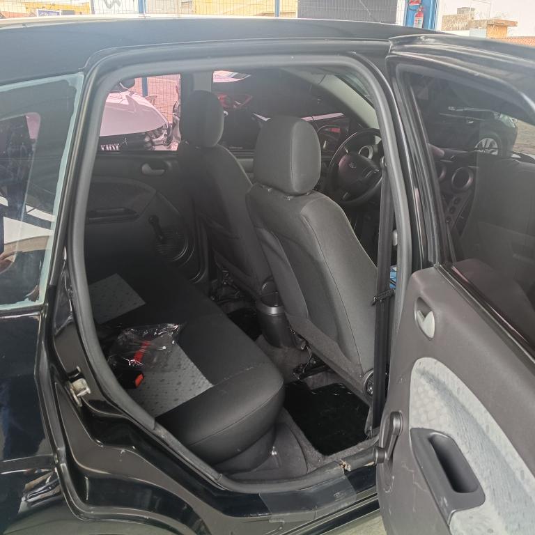 FORD Fiesta Hatch - Foto