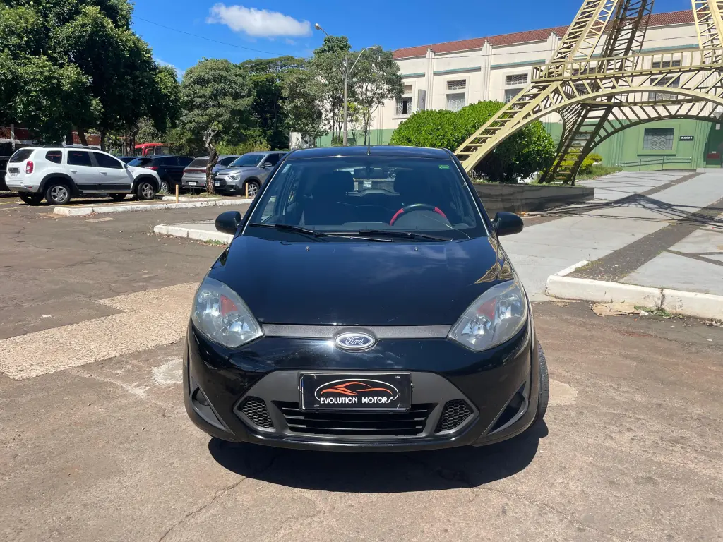 FORD Fiesta Hatch - Foto