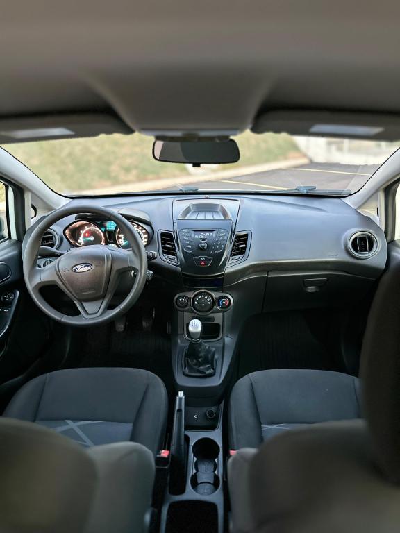 FORD Fiesta Hatch - Foto